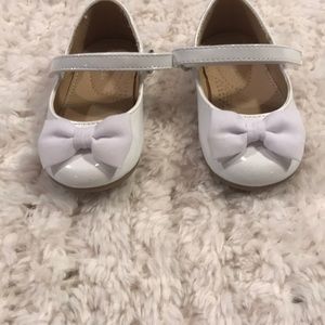 Cherokee White Mary Jane Shoes Size 5